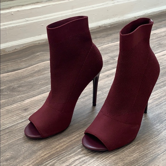 Steve Madden Shoes - Steven Madden open toe booties. Color: Burgundy